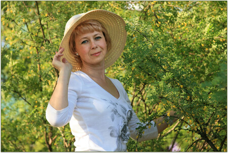 Весенняя