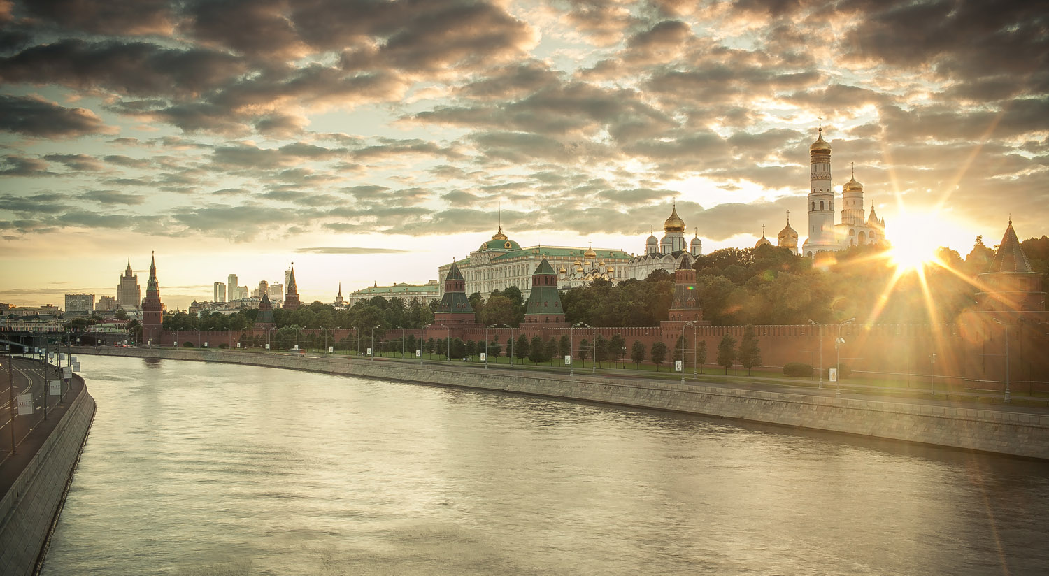 Закат у стен Кремля