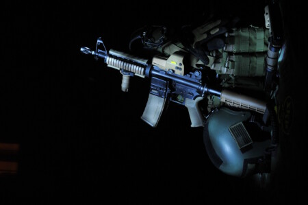 Пятница вечер. Ожидание.