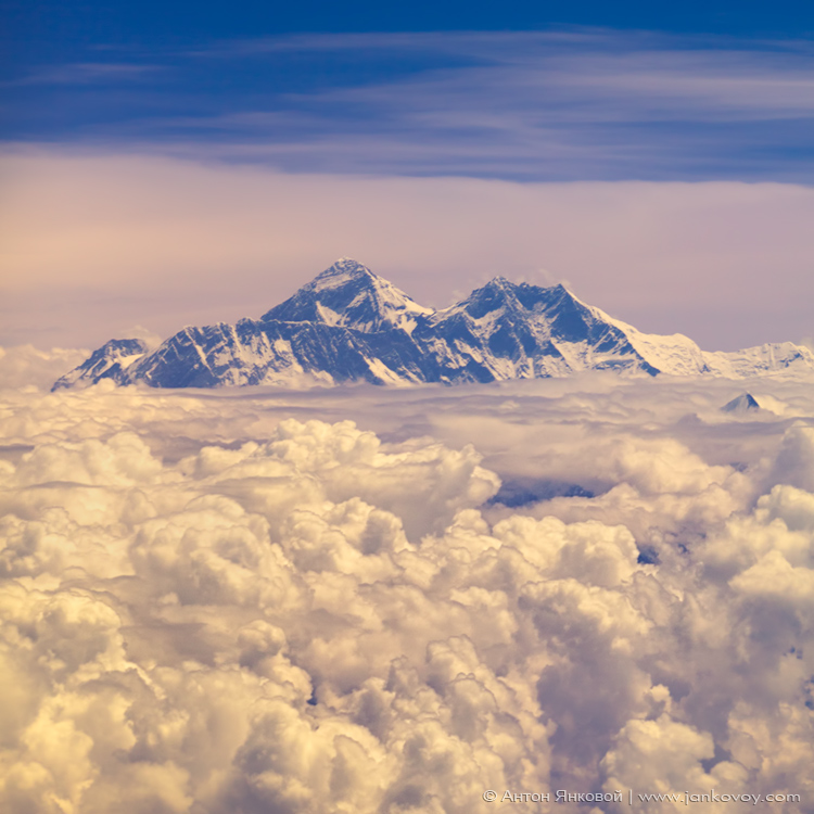 EVEREST (8,850 m)