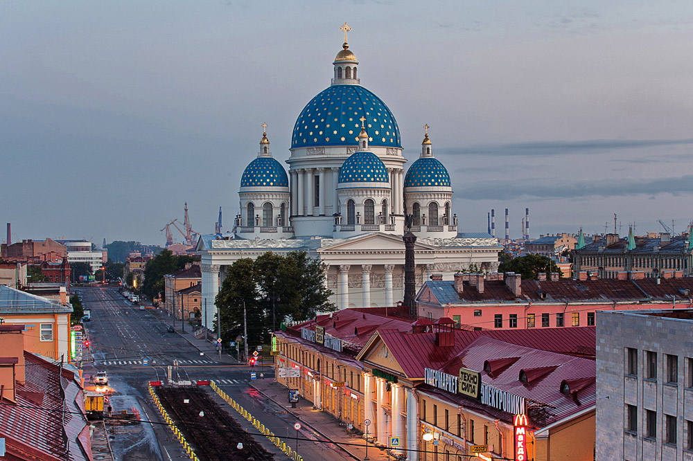 Троицкий с четвертой стороны.