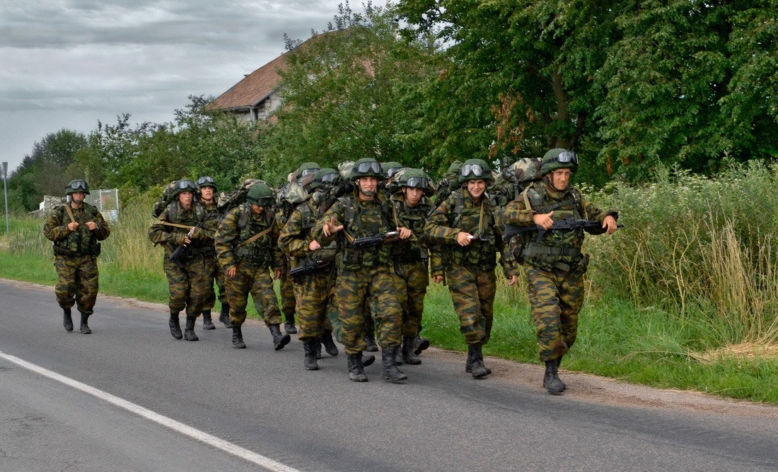 Маруся раз, два, три калина..