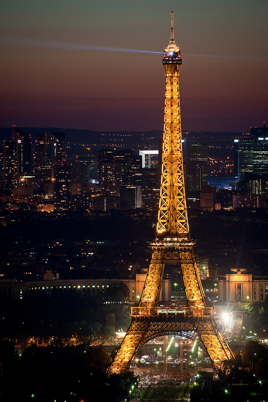 Eiffel tower at night