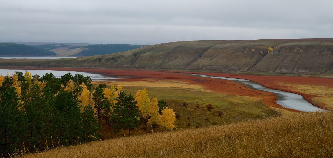 Красная река