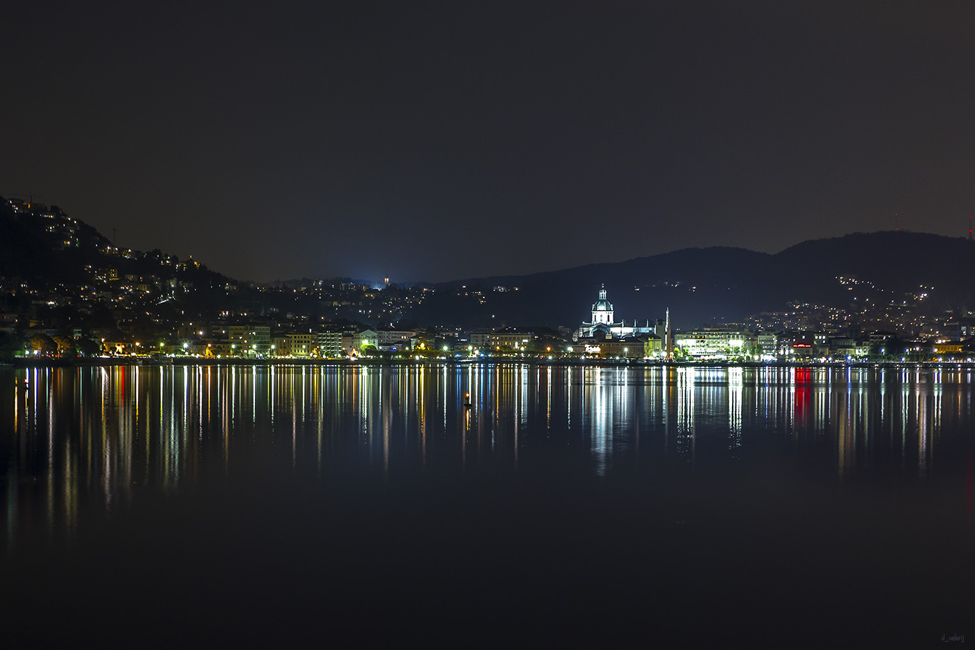 Como in the night.