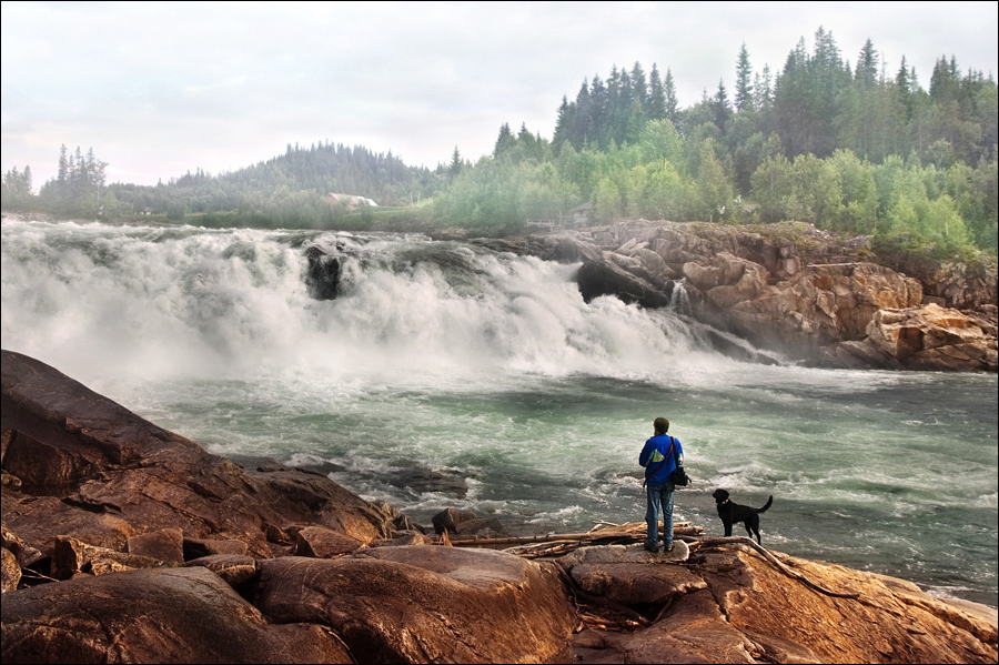 Водопад Laksforsen.