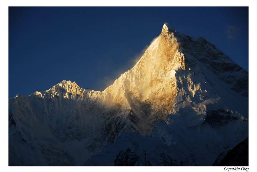 Musharbrum peak на закате дня