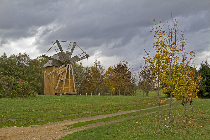 пейзаж с мельницей