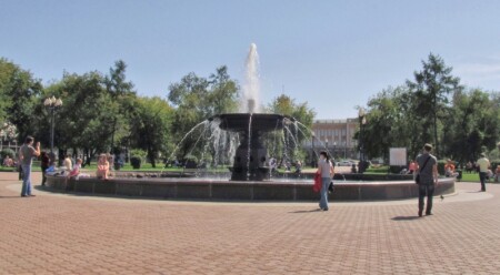 Жизнь у фонтана