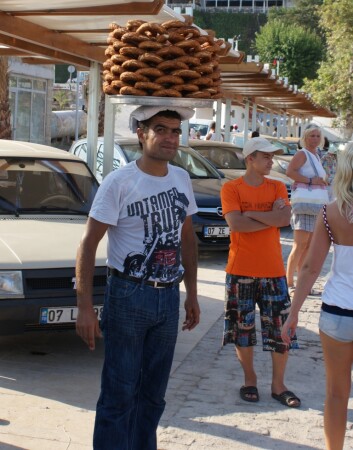 Может этот купит?