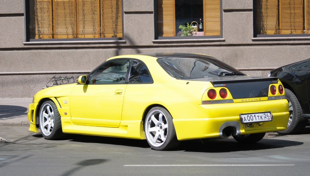 Nissan skyline