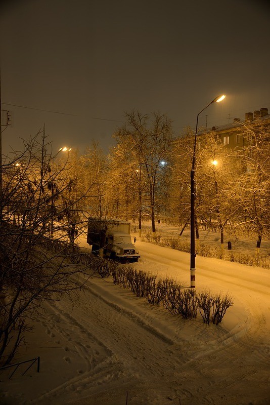 ... Проснувшись рано в окно увидела Татьяна ...