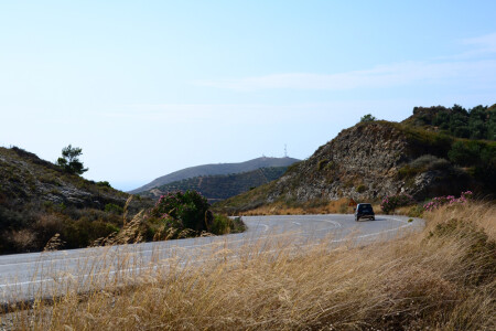 Где-то на дороге