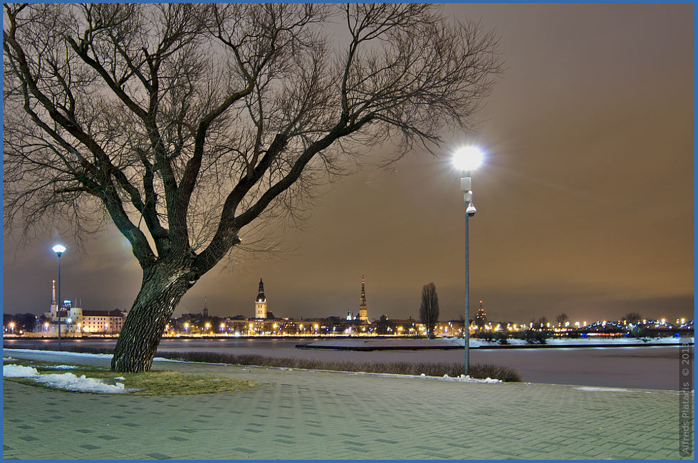 Вечерний городской свет