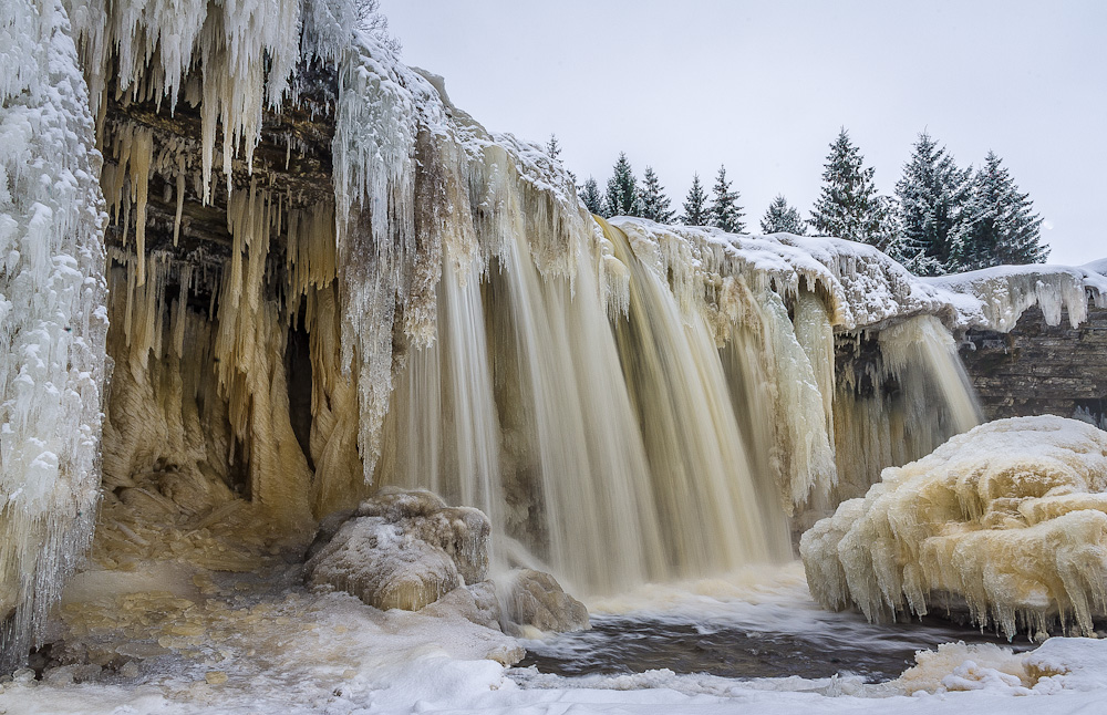 Водопад JAGALA