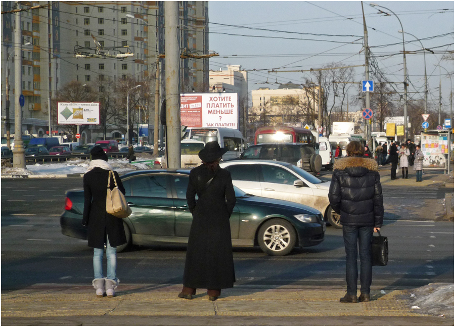 Москвичи