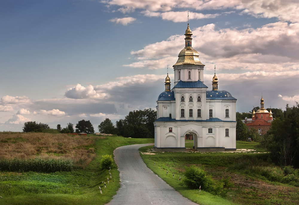 Дорога к Софрониевскому монастырю