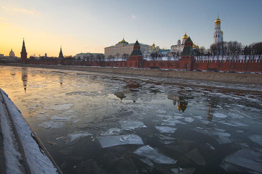 Москва. 23 февраля 2013