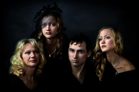 Family Vampire...4