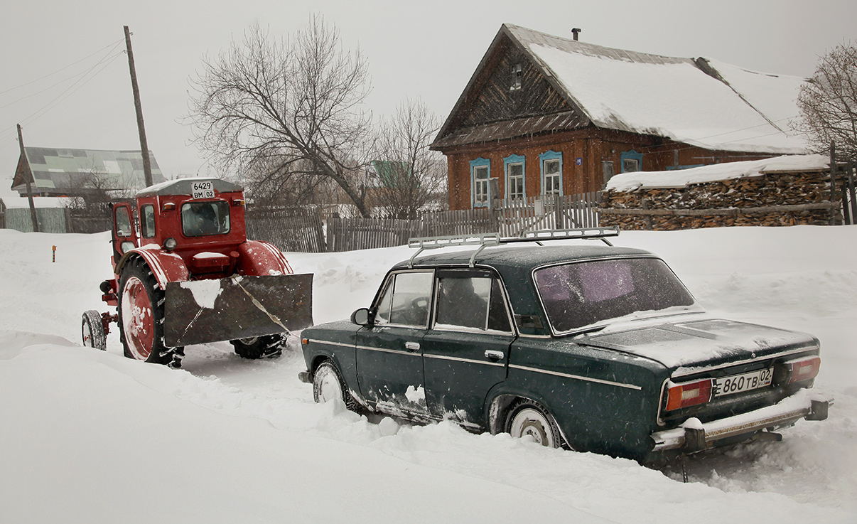 Тяни бар, толкай юк