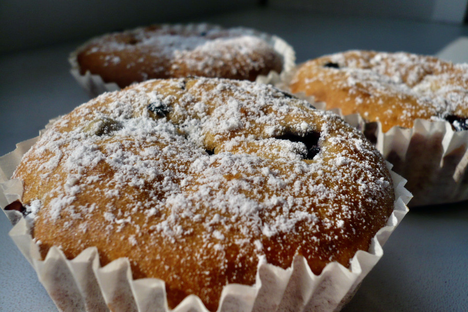 muffin with a blueberry