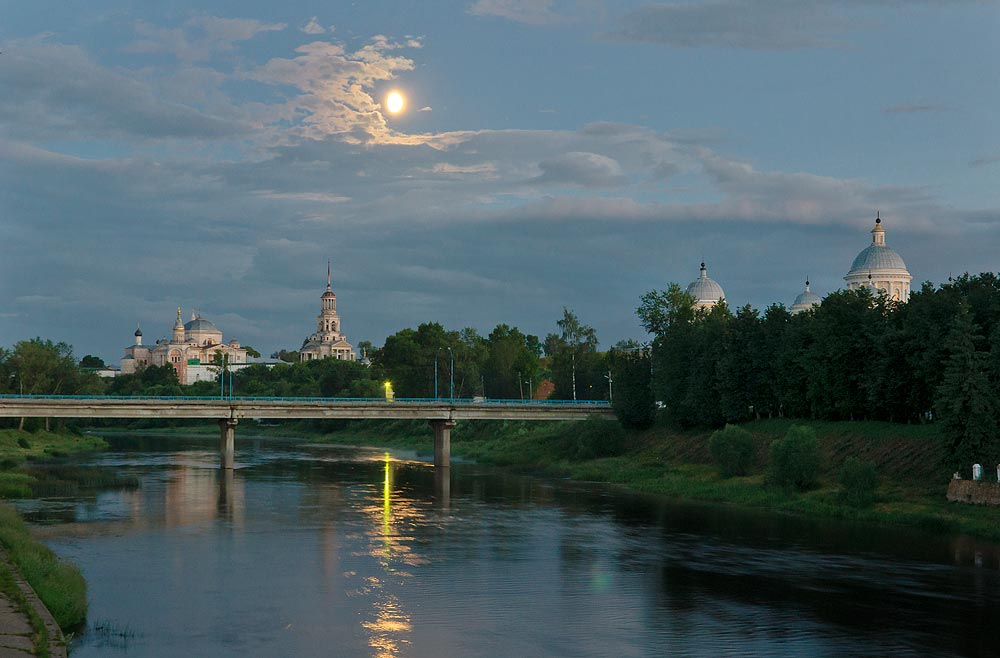 Белая ночь в Торжке