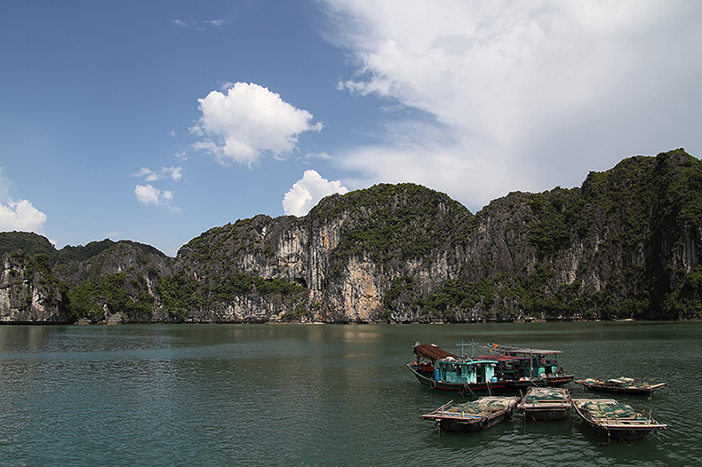 V&amp;#7883;nh H&amp;#7841; Long