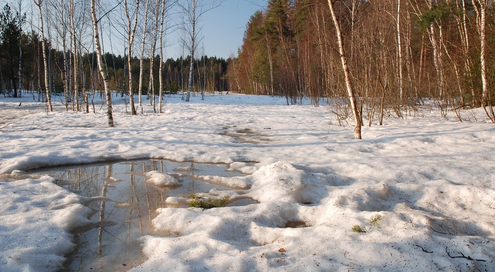 Апрель