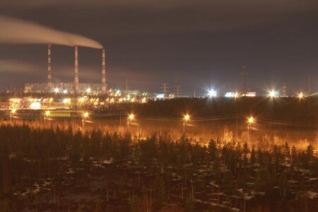 Ночной Сургут вид на ГРЭС