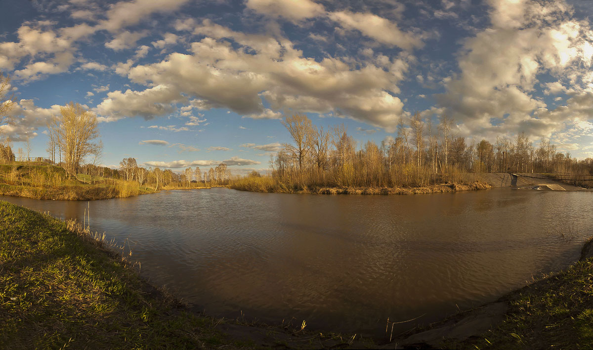 Воздушные просторы и неба и воды