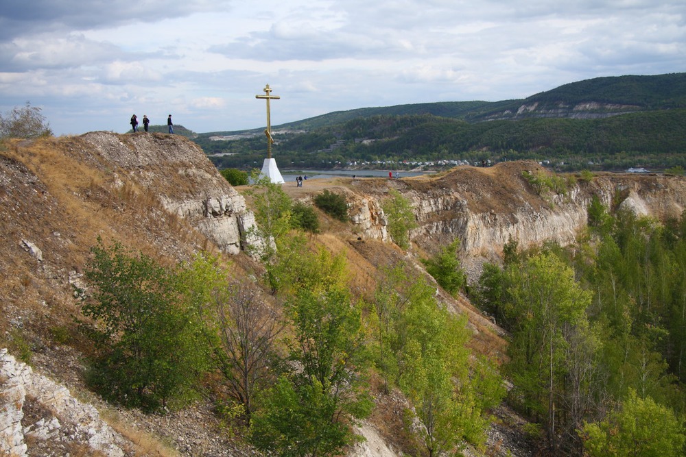 Царев курган