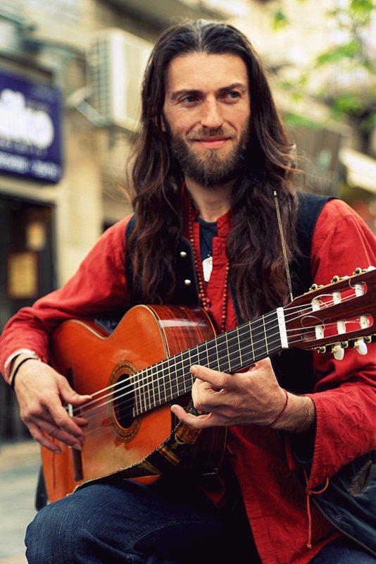 Estas Tonne