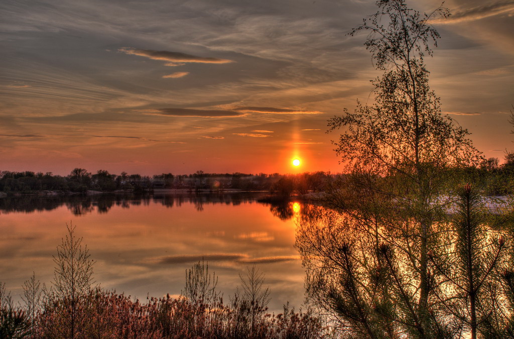 (HDR) Городское озеро. Закат.