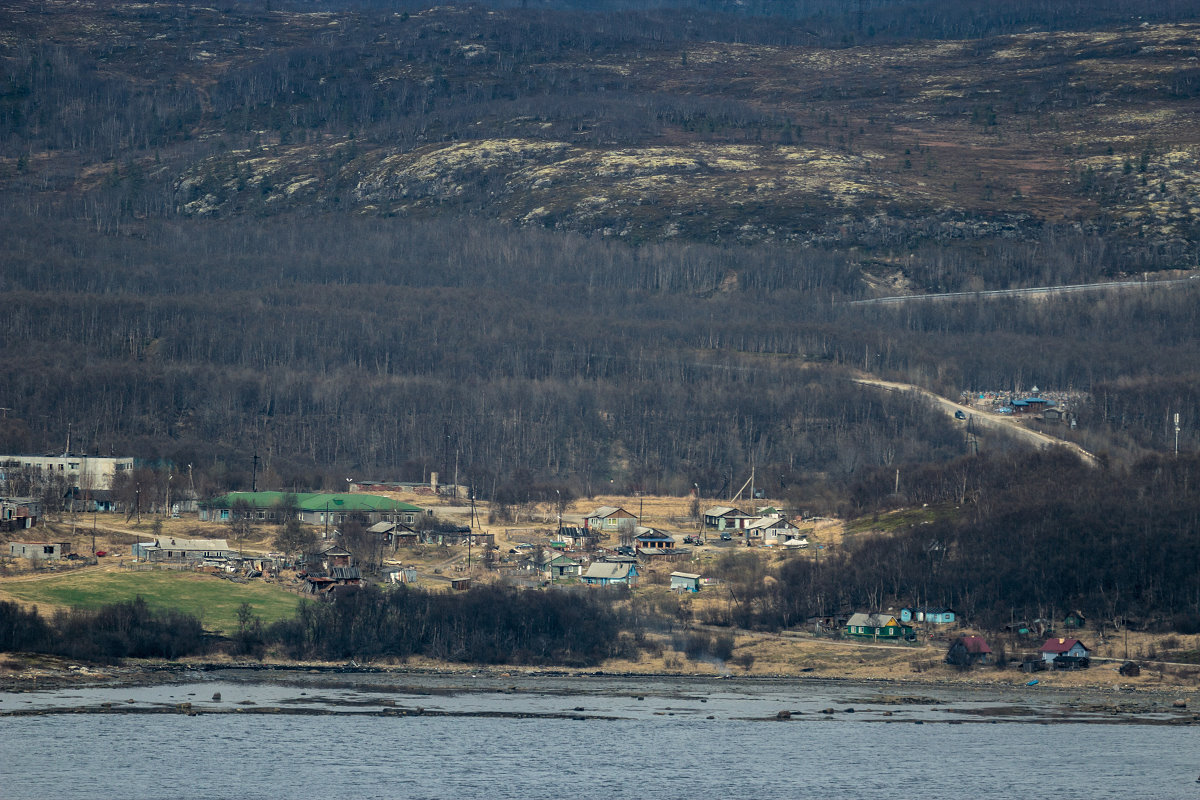 поселок на берегу