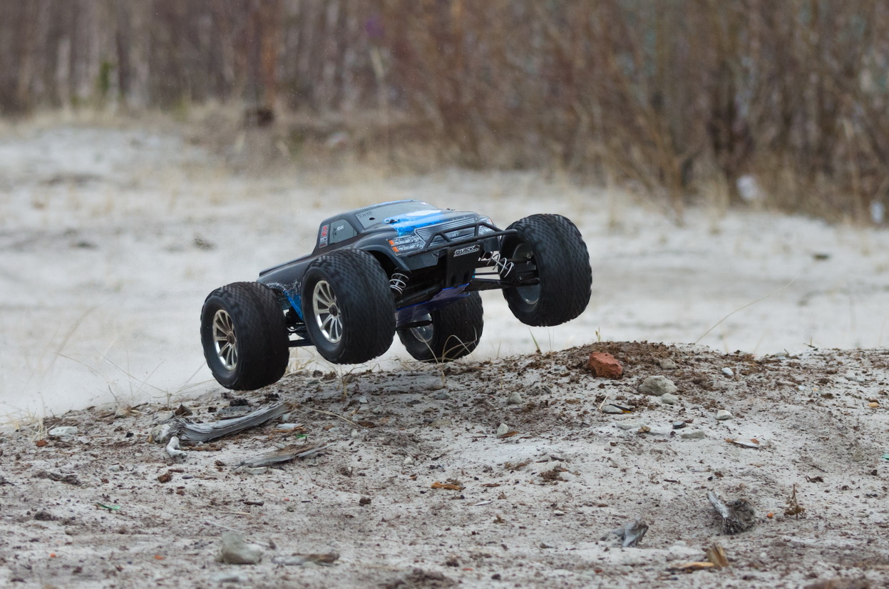 kyosho dmt на полном газу