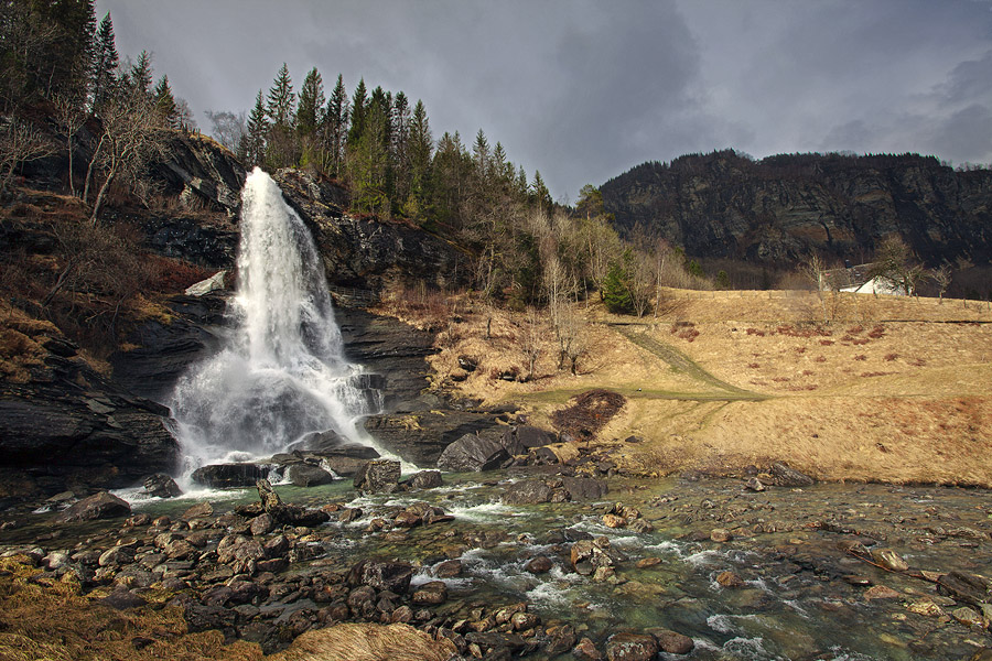 Steinsdalsfossen