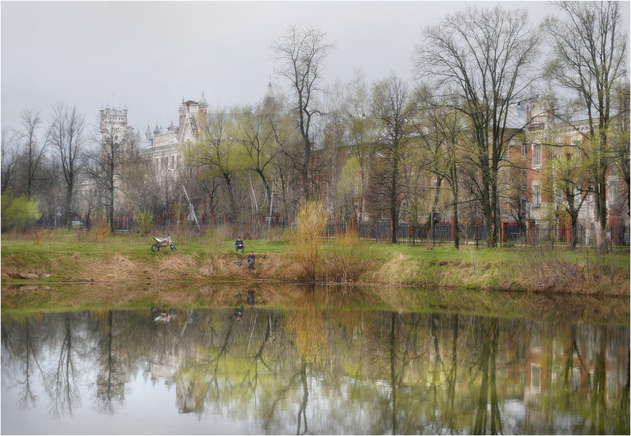 В весеннем парке