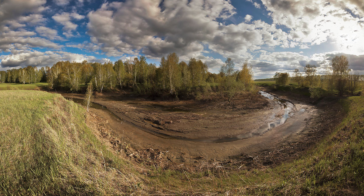 Засохло русло,соединились берега