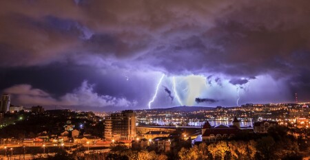 Осеннее молнестояние