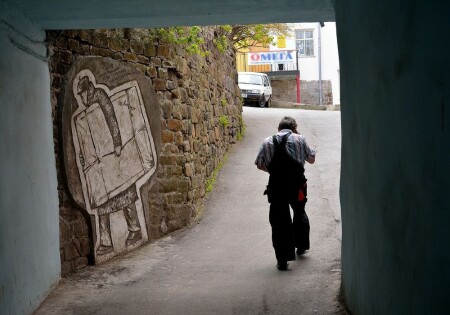 у каждого свои дела