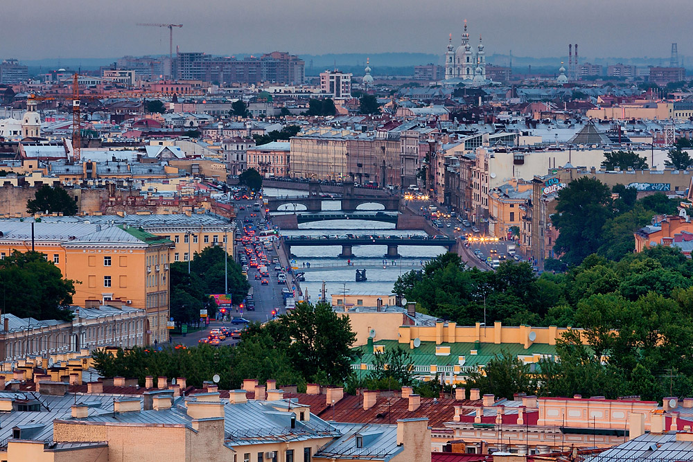 Про крыши и мосты, храмы и краны.