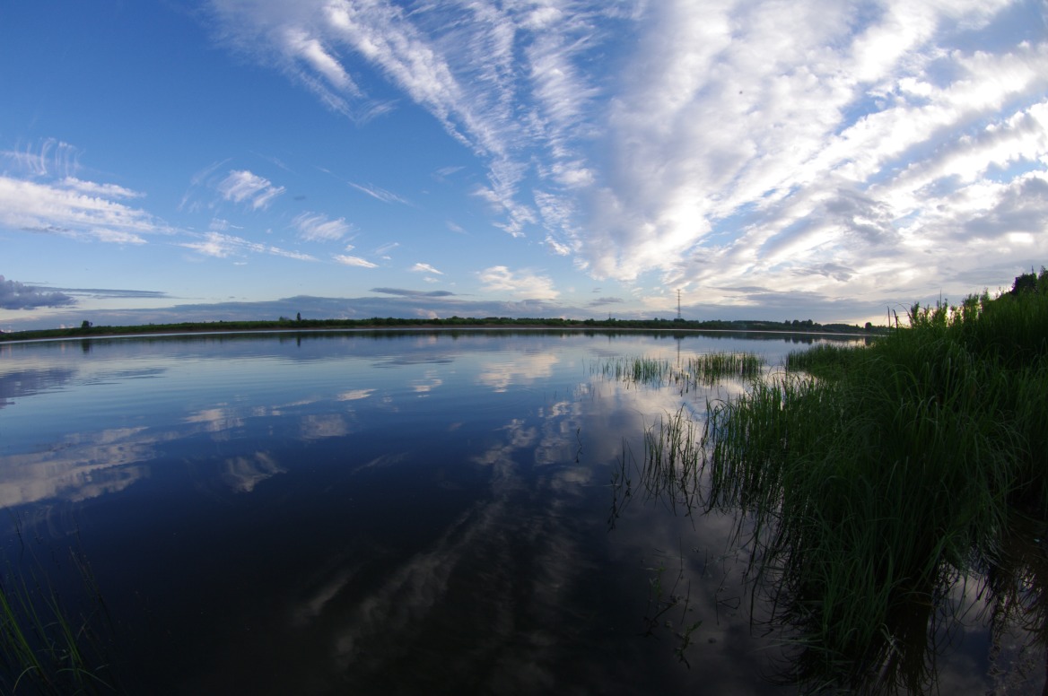 Вечер на реке