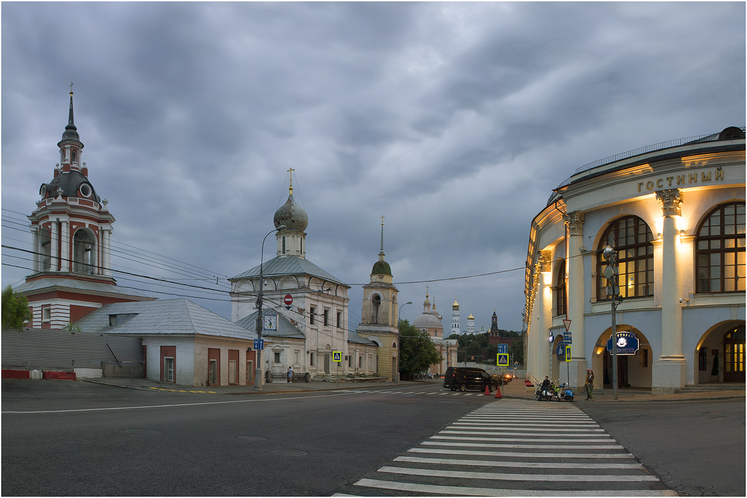 Гостинный Двор-2