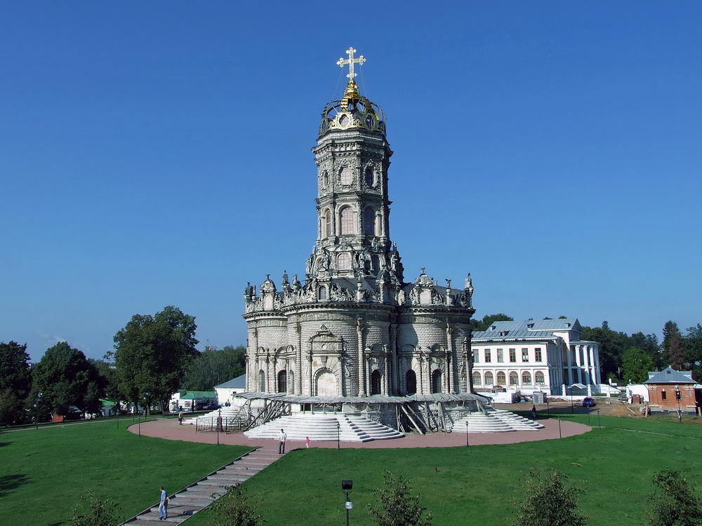 Церковь Знамения Пресвятой Богородицы в Дубровицах