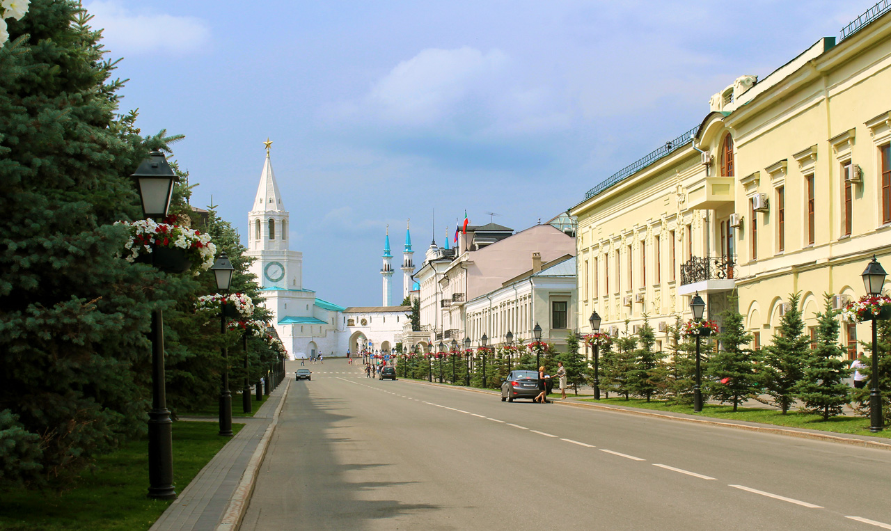 Казань. Кремлевская ул.