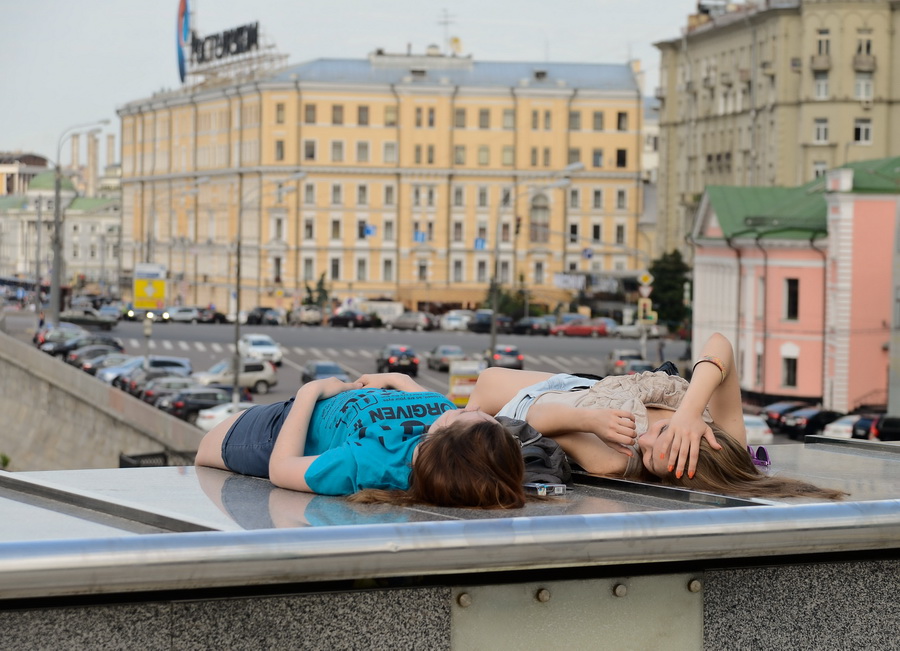 Вечер пятницы. Релакс в центре города.