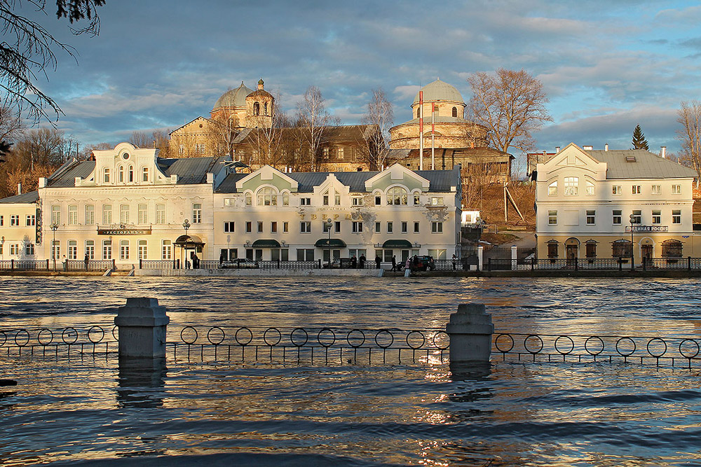 половодье в городской черте