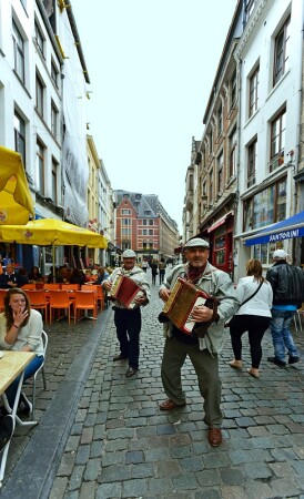 Уличные музыканты