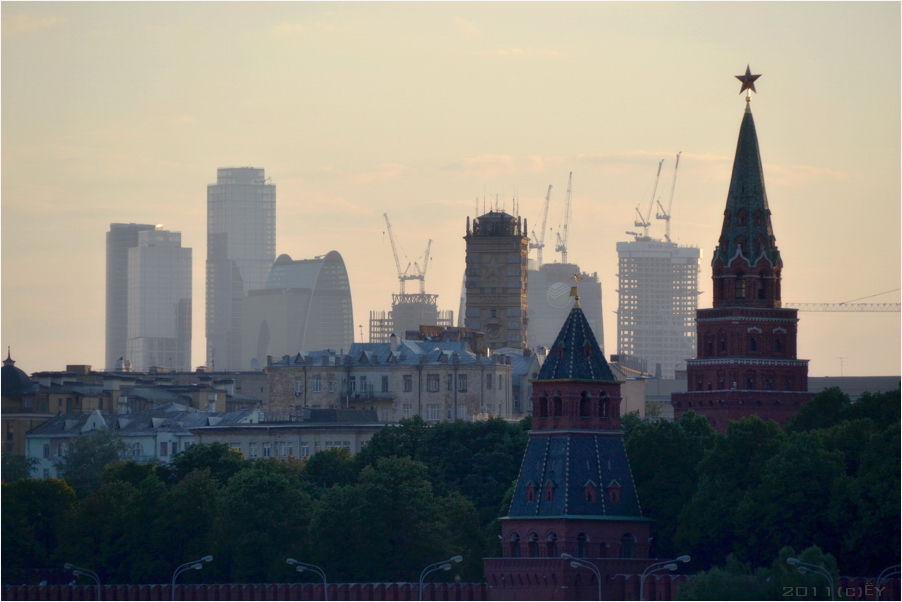 три времени в июньском воздухе