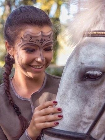 девушка воин